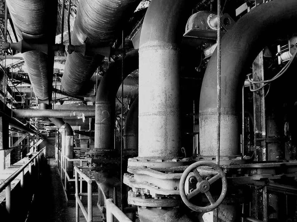 Industrial pipework and valves